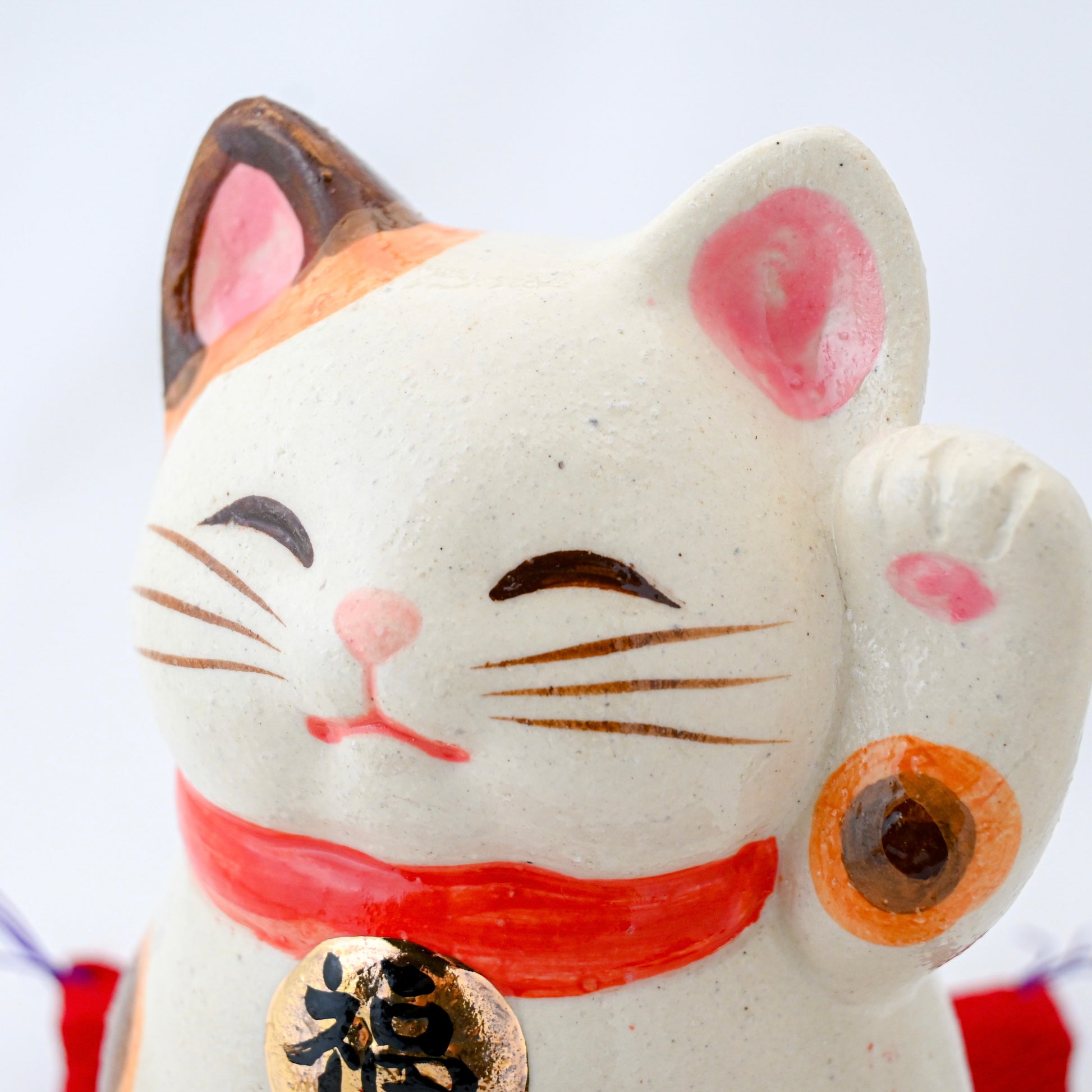 Japanese White Maneki Neko Lucky Cat – Left Paw Raised Medium Size, Seto Ware, Craft Yuu-Ki