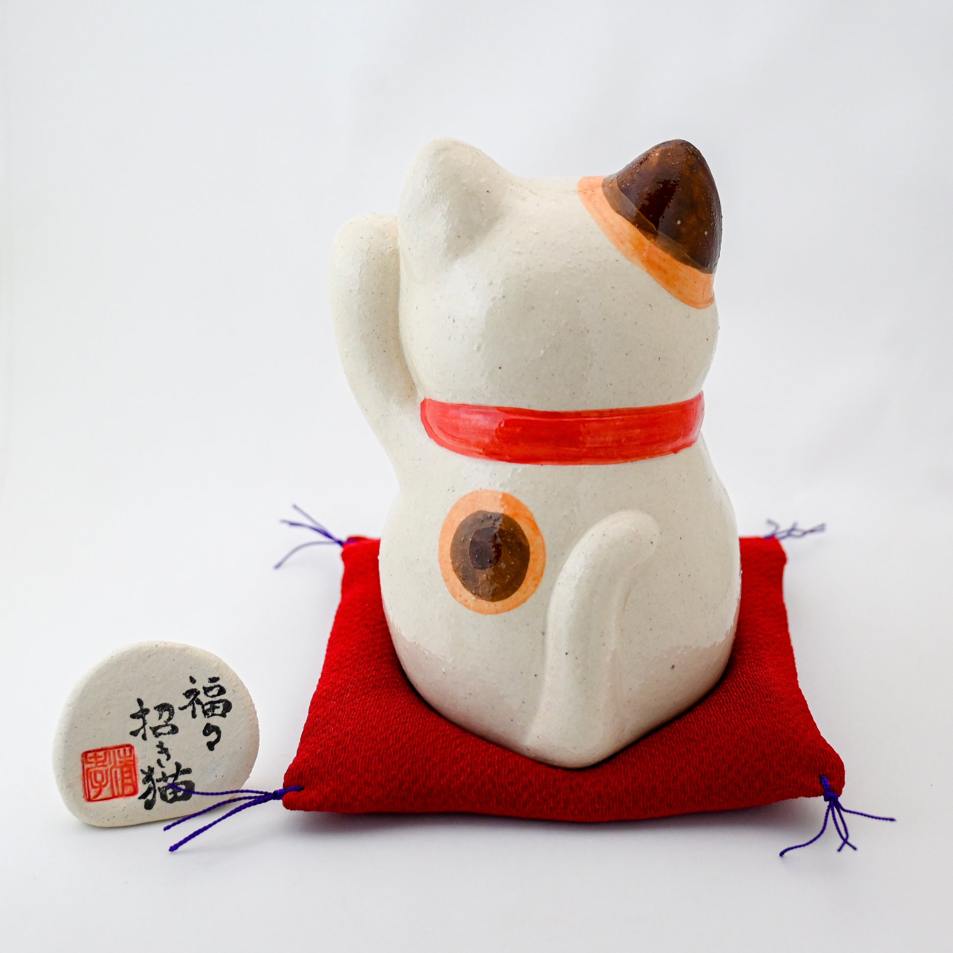 Japanese White Maneki Neko Lucky Cat – Left Paw Raised Medium Size, Seto Ware, Craft Yuu-Ki