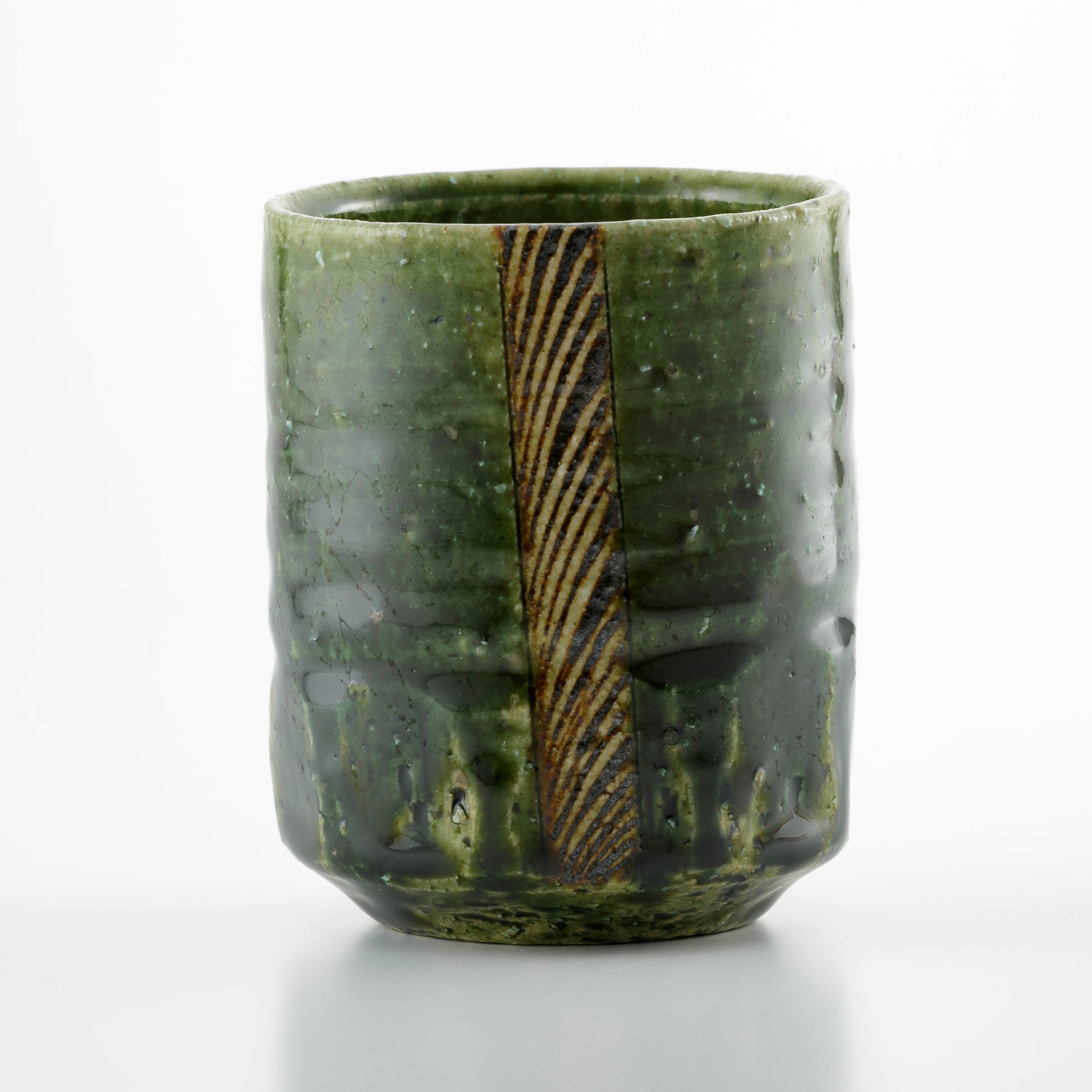 Oribe Yunomi Tea Cup Iron Painting Design