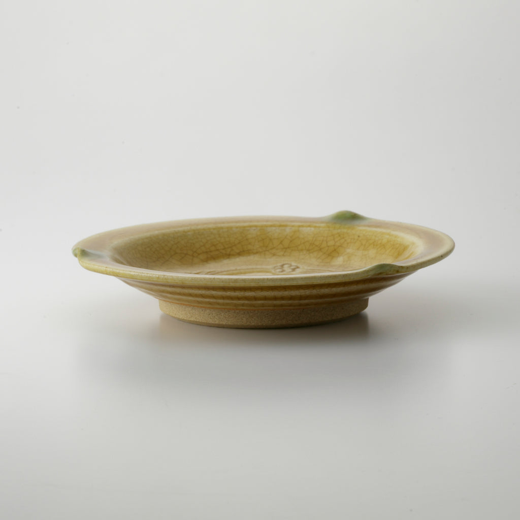 Kiseto Round Plate Plum Motif