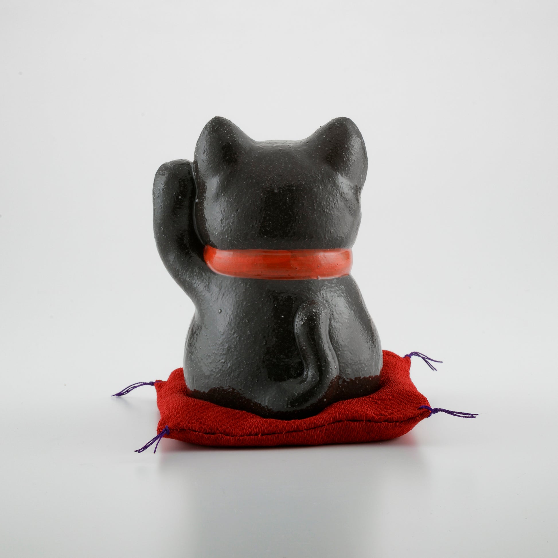 Maneki Neko Black Medium