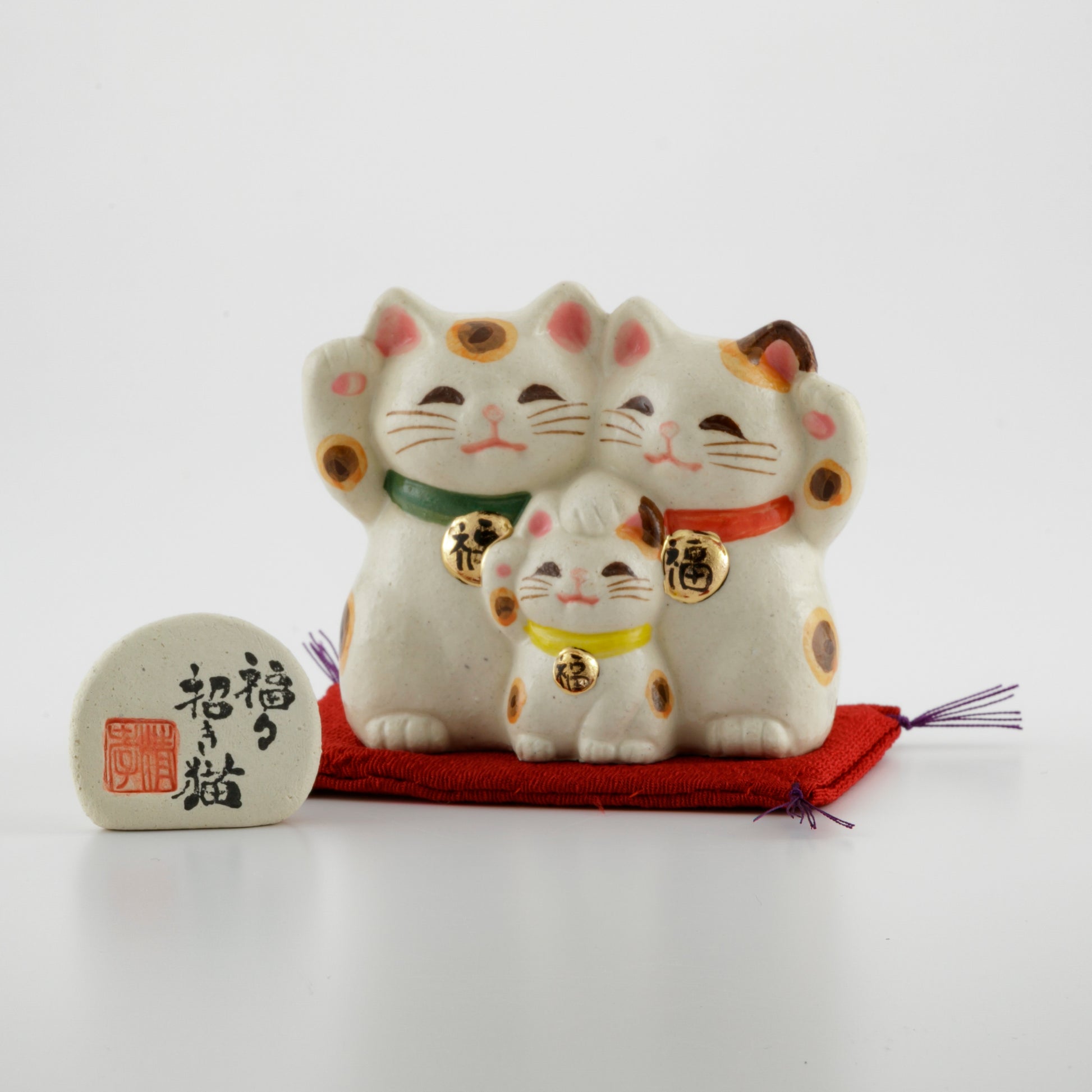 Maneki Neko Family