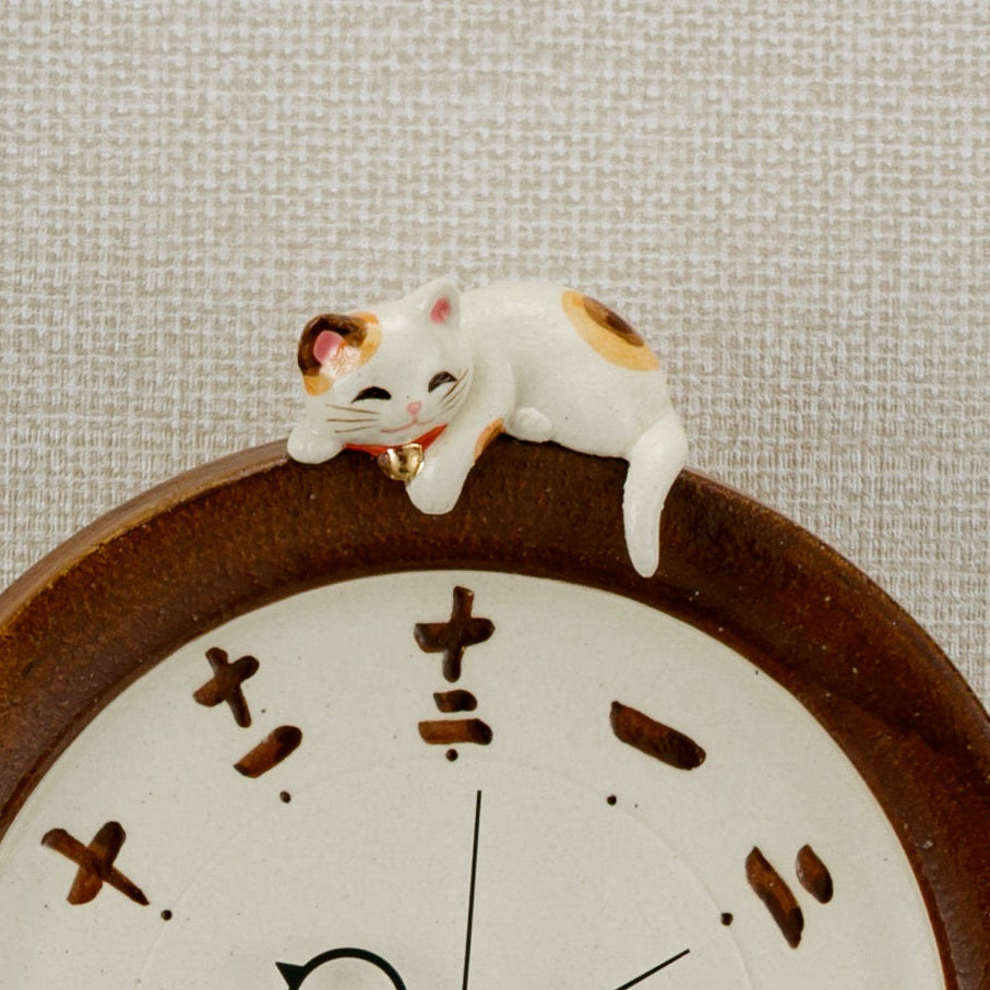 Japanese Maneki Neko Lucky Cat Pendulum Wall Clock Pair – Seto Ware, Craft Yuuki