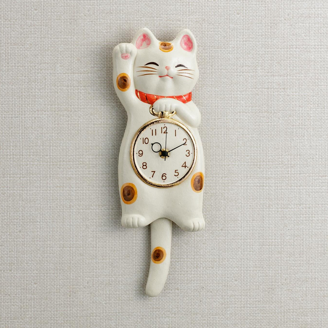 Japanese Maneki Neko Lucky Cat Pendulum Wall Clock White – Seto