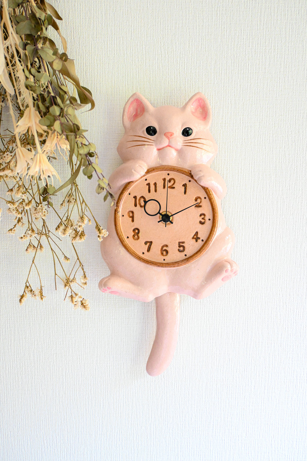 Glückskatze Pendelwanduhr von Hachiware
