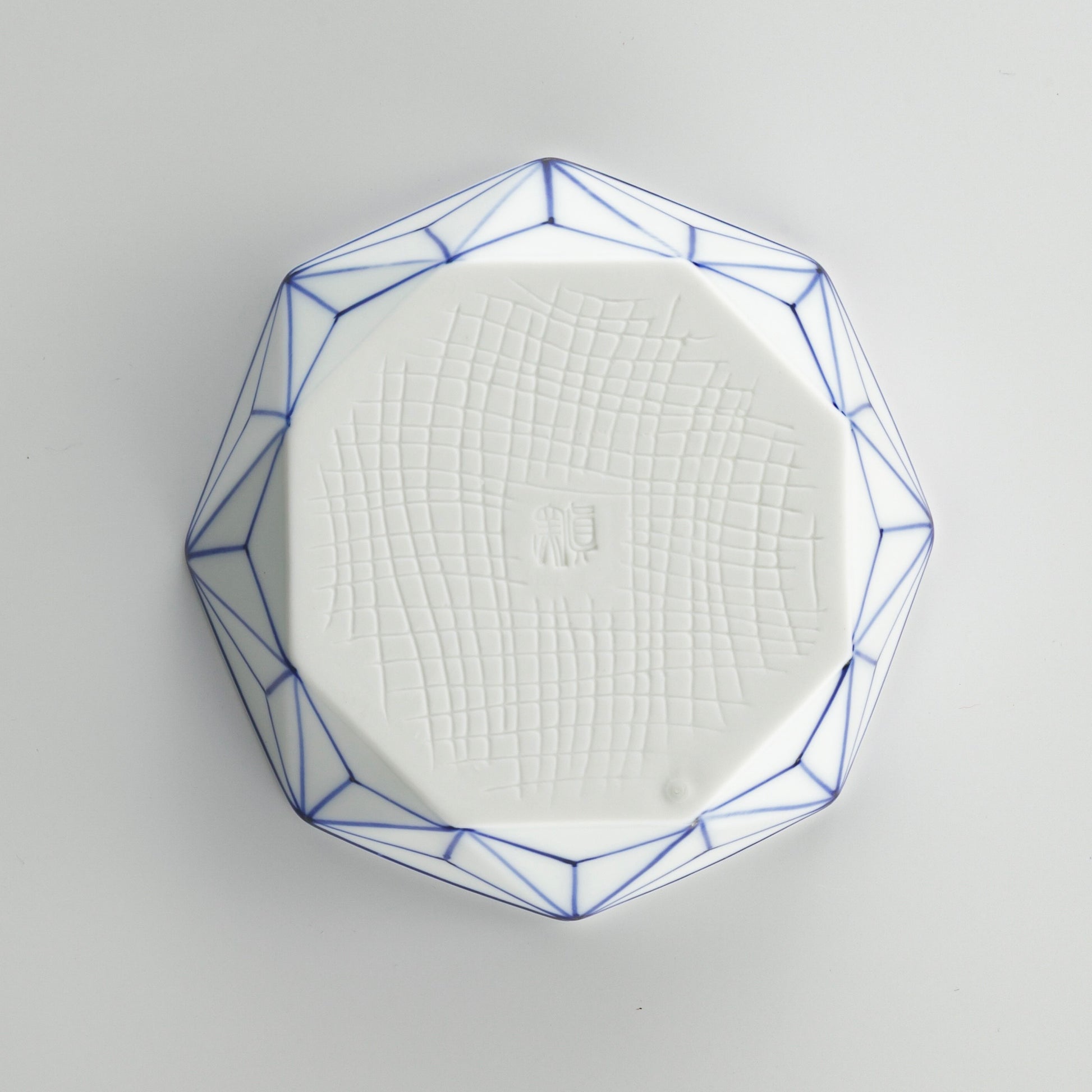 Japanese Hand-Painted Blue & White Octagonal Asa-no-Ha (Hemp Leaf) Porcelain Plate – Seto Ware by Singama