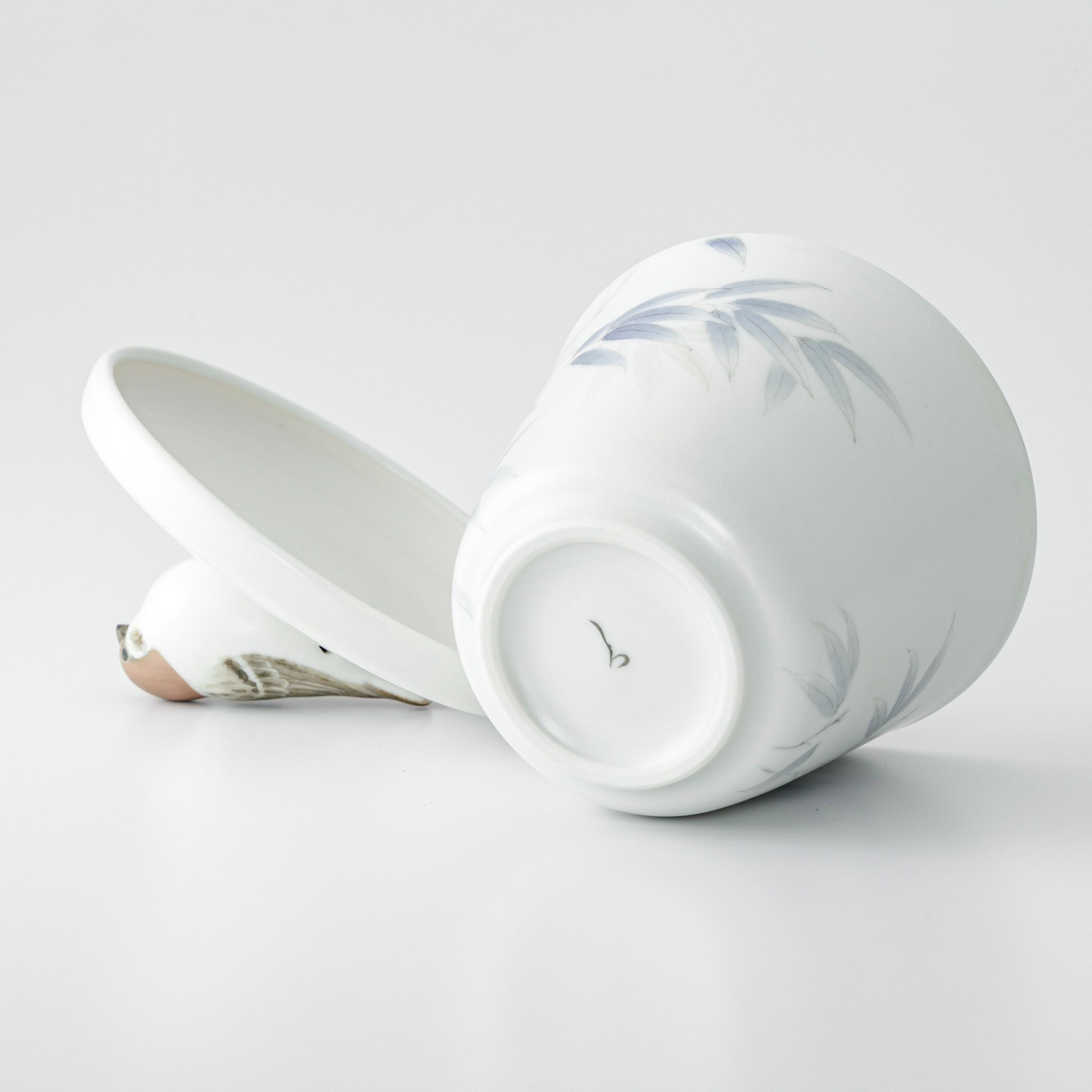 Japanese Sparrow & Bamboo Lidded Soup Cup – Seto Ware by Shiro Oshima