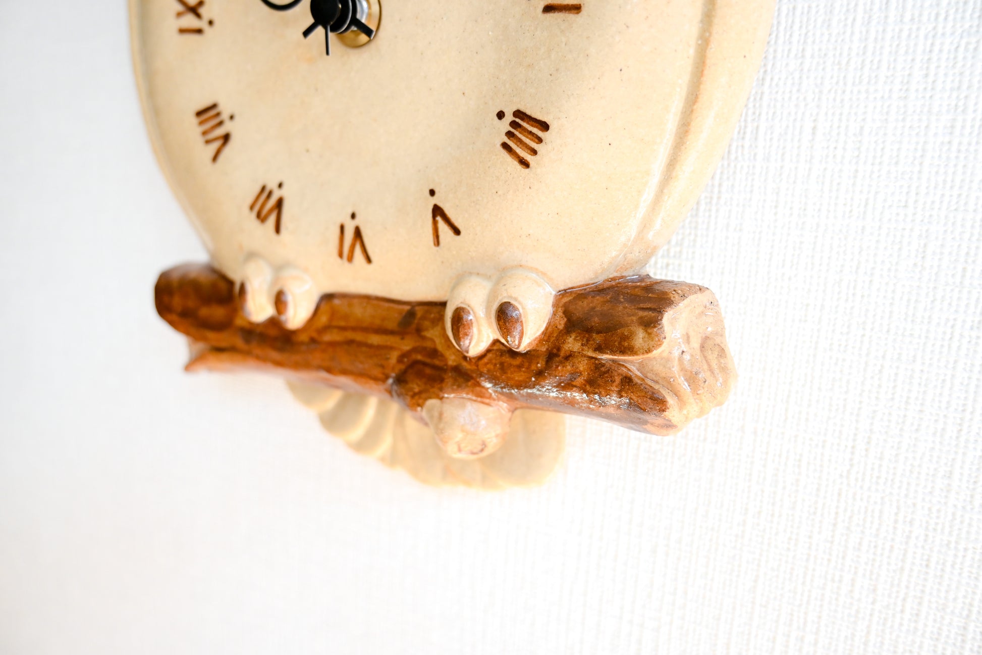 Japanese Lucky Owl (“FUKURO”) Pendulum Wall Clock – Seto Ware, Craft Yuuki