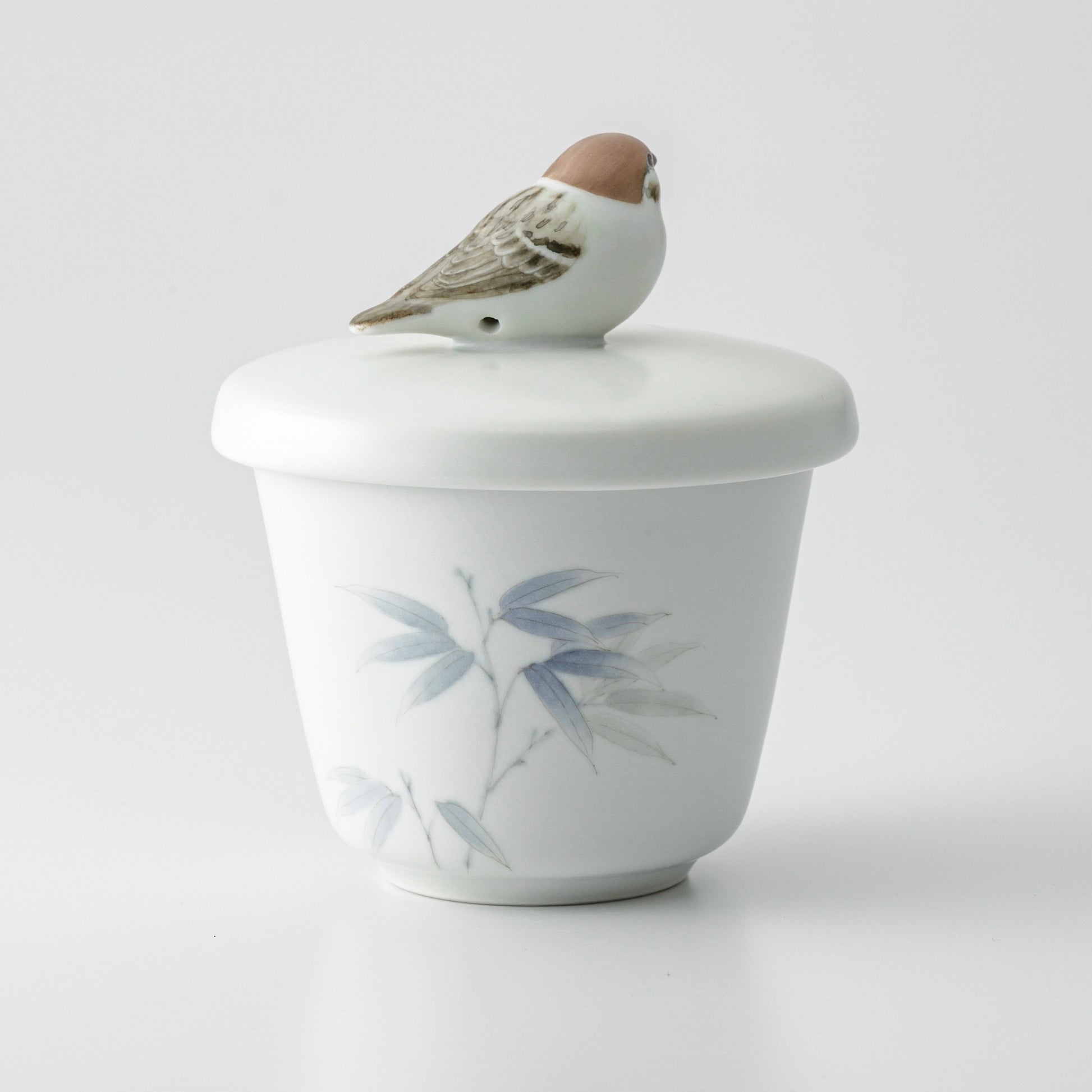 Japanese Sparrow & Bamboo Lidded Soup Cup – Seto Ware by Shiro Oshima