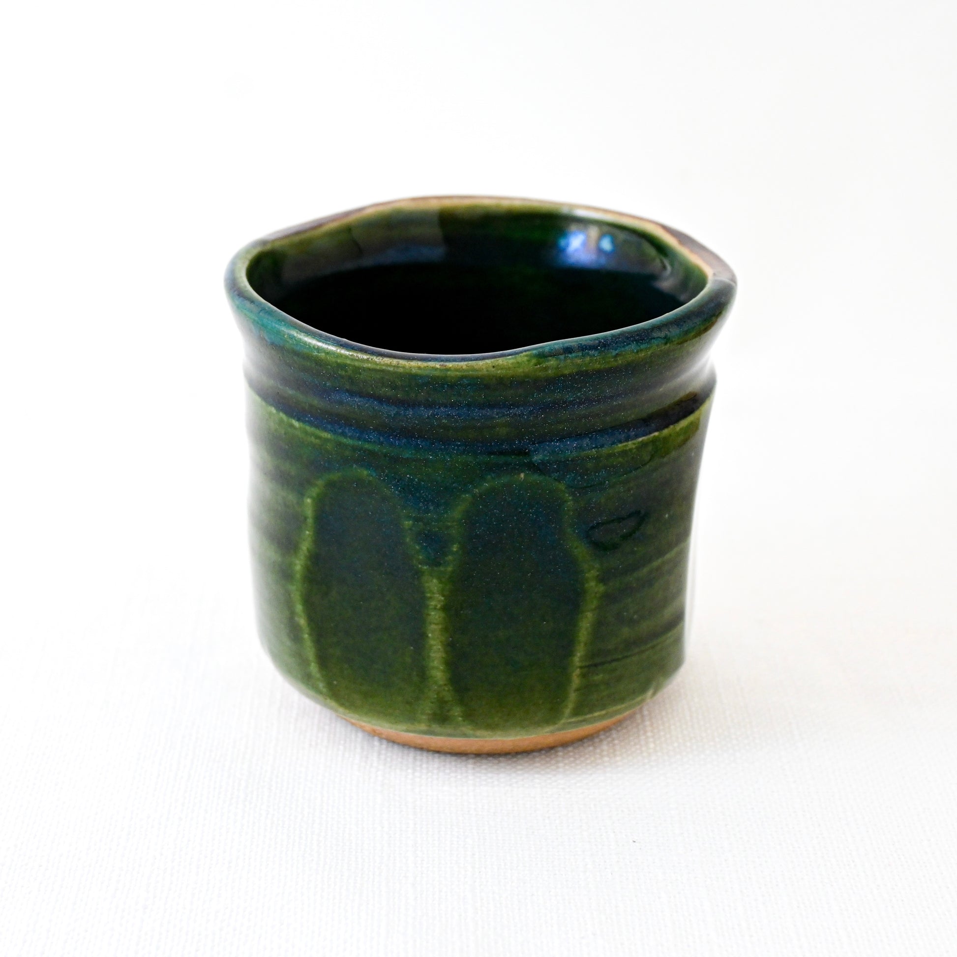 Painted Oribe Glaze Yunomi Tea Cup