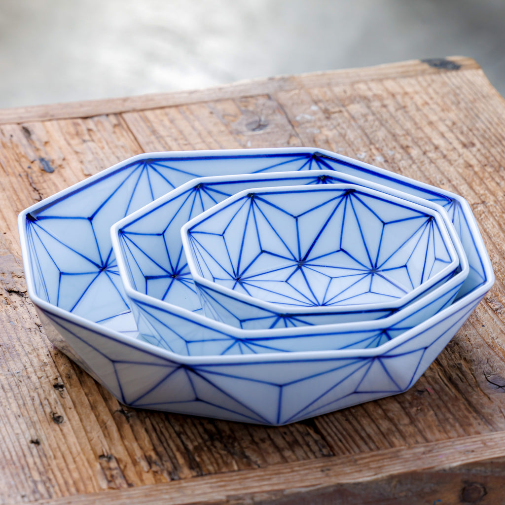Seto Blue Line Hemp Leaf Plate