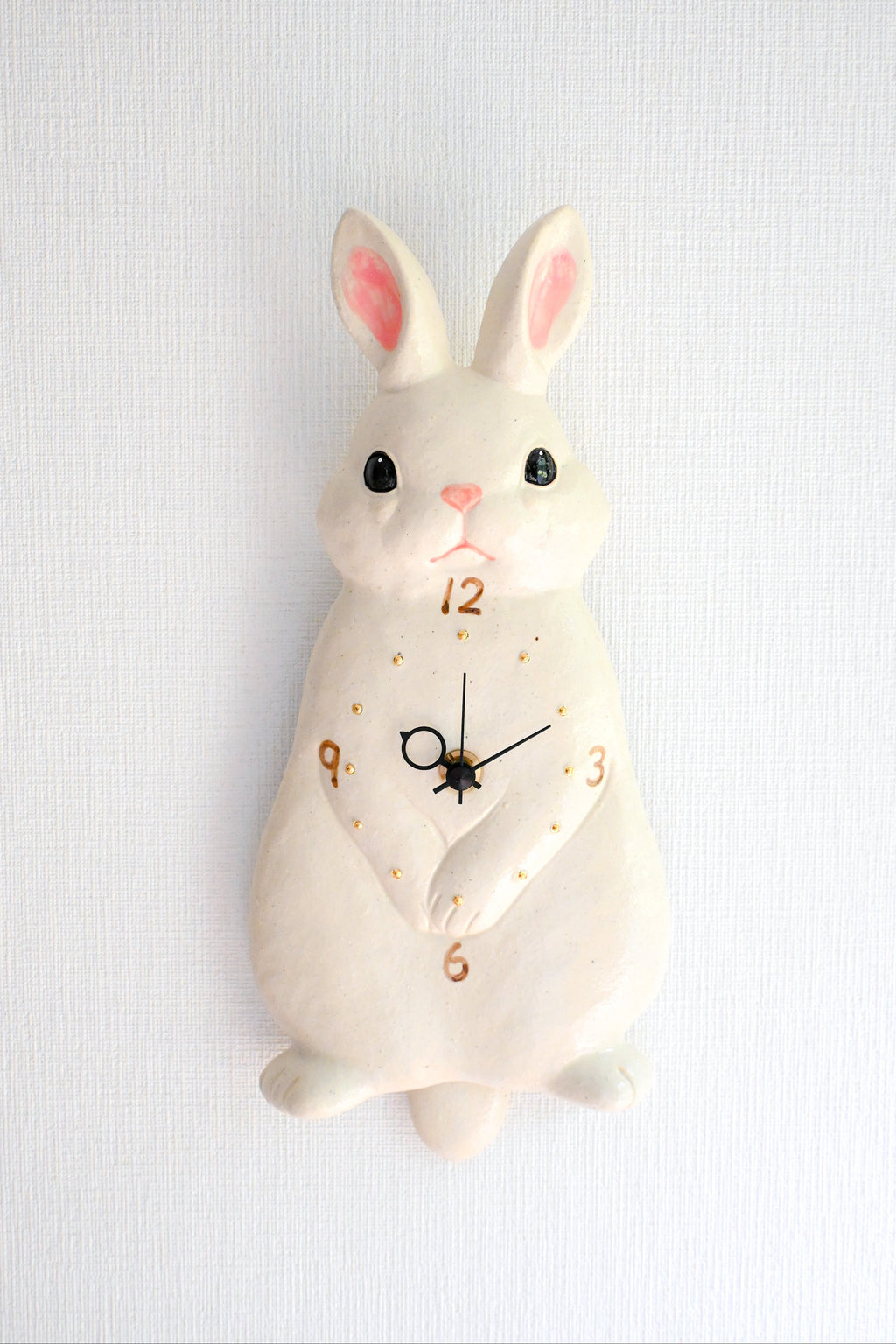 Japanese Glossy White Rabbit Pottery Pendulum Wall Clock – Seto Ware, Craft Yuu-Ki