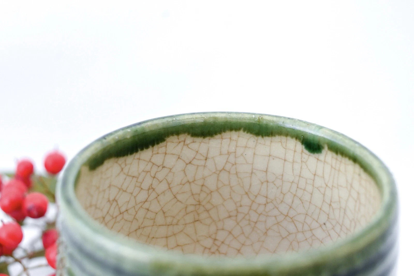 Oribe Sushi Yunomi Tea Cup Chrysanthemum motif.