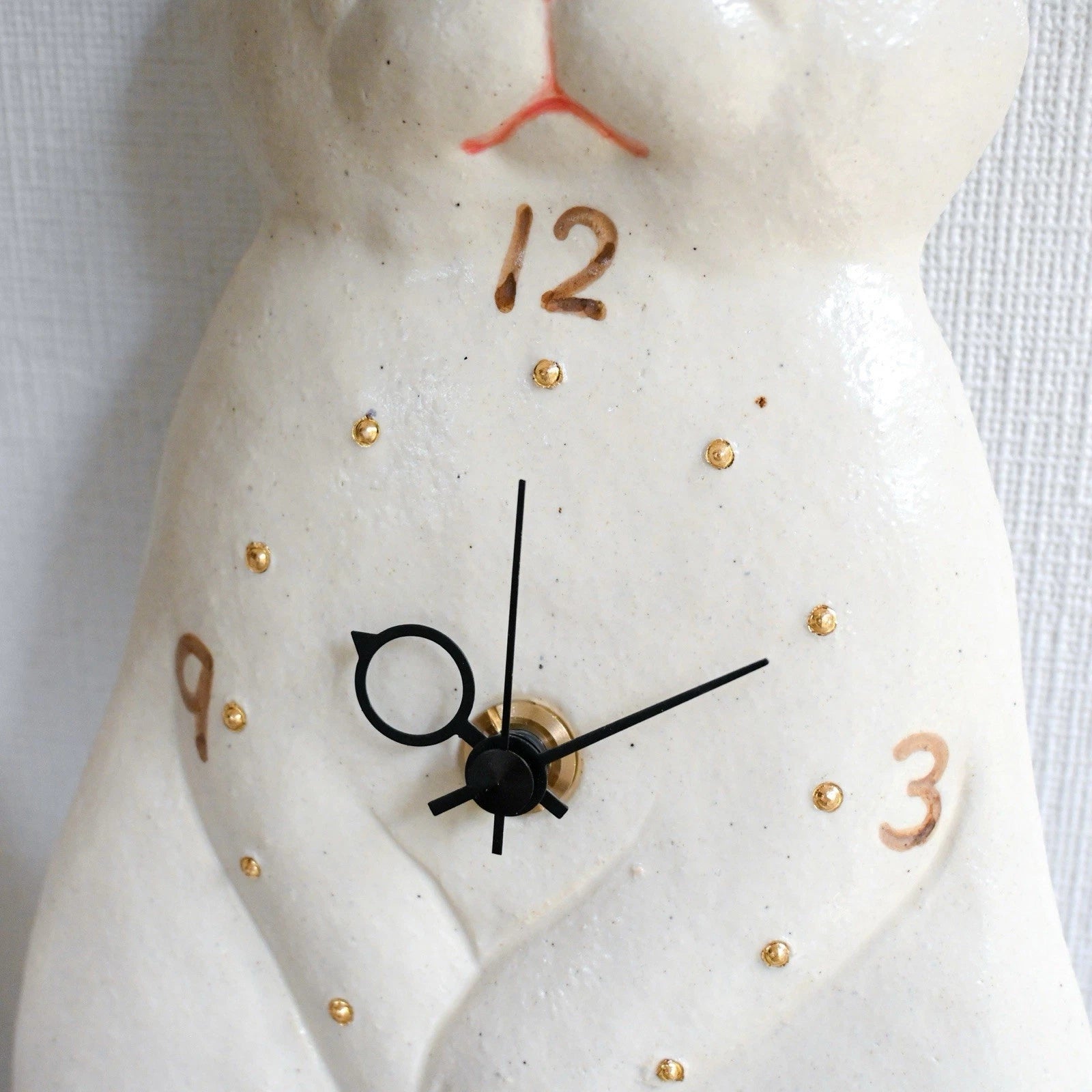 Japanese Glossy White Rabbit Pottery Pendulum Wall Clock – Seto Ware, Craft Yuu-Ki