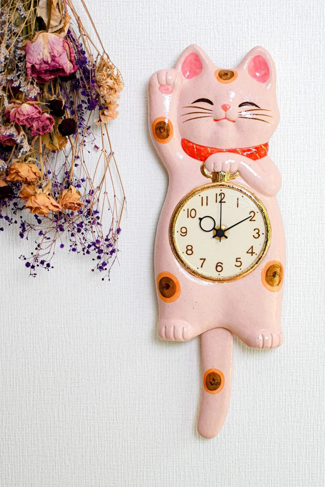 Maneki Neko Pendelwanduhr Weiß