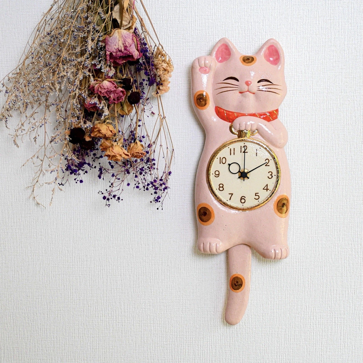 Maneki Neko Pendelwanduhr Weiß